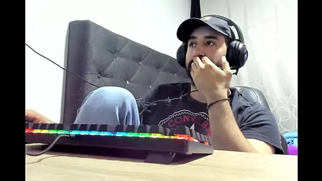 coolfriki online show from March 26, 11:31 pm