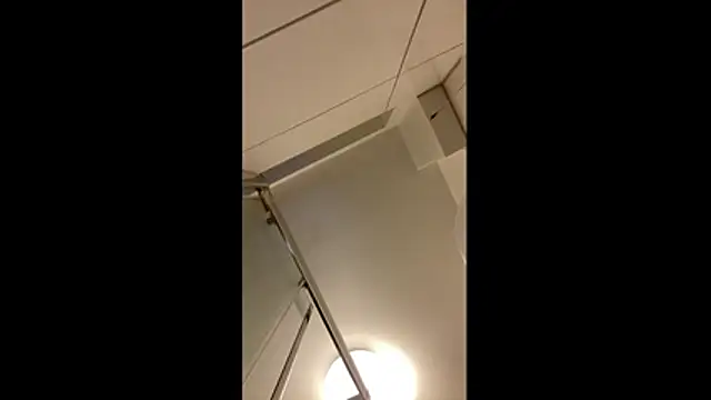 MolleDolle online show from April 7, 9:09 am