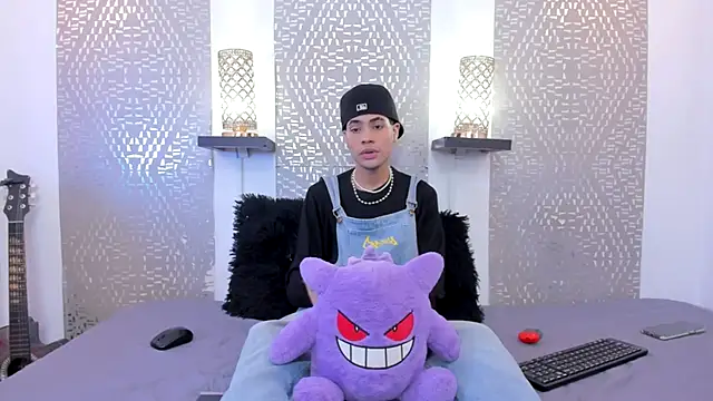 JacobBlackwell  online show from December 17, 8:15 pm