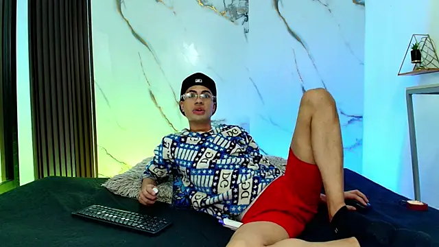 JacobBlackwell  online show from February 20, 6:19 am