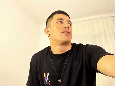 Muscle man07 online show from November 13, 9:52 pm