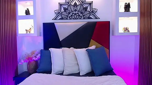 Emo Boy  online show from March 1, 8:19 pm