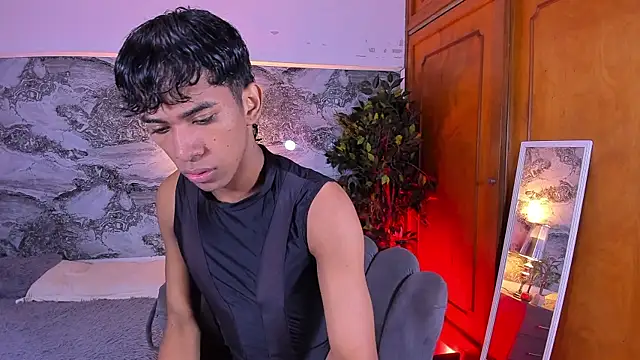 Ethan thouse online show from January 12, 3:32 am