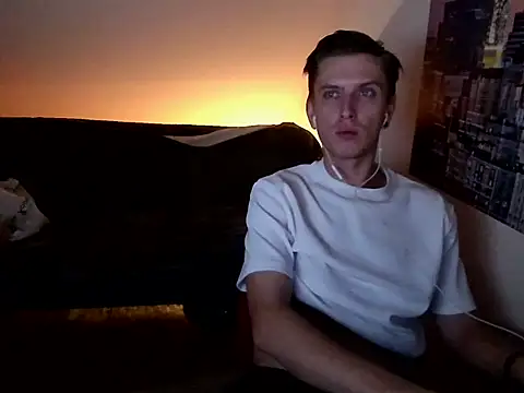 kinkyalecx online show from November 5, 12:01 am