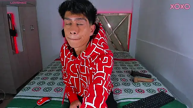 Jacovo2002 online show from October 25, 4:25 am