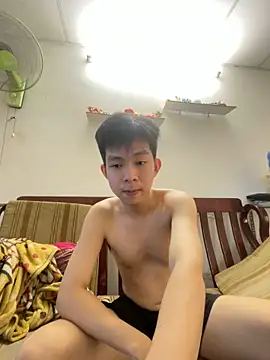 Snapshot of azn_typhoon00 chatting on October 25, 5:20 am azn typhoon00 online show from October 25, 5:20 am