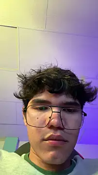 Im Camii online show from March 27, 4:30 pm