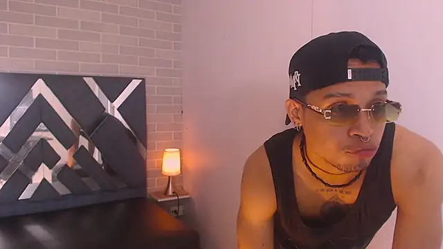 Jayden Morris online show from February 20, 6:53 pm