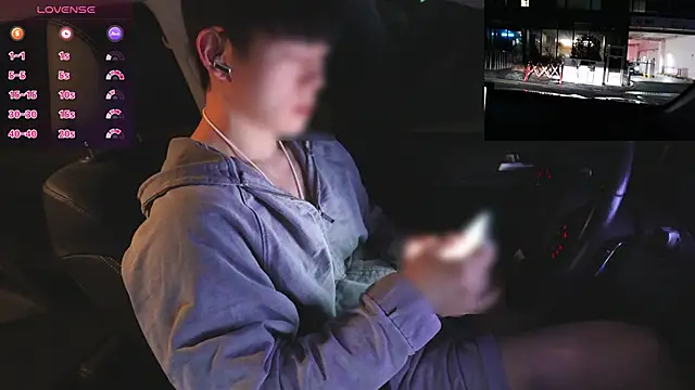 koreanboy2341 online show from April 10, 2:13 pm