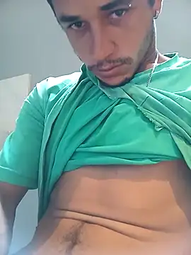 Snapshot of helfo2002 chatting on October 27, 3:58 pm helfo2002 online show from October 27, 3:58 pm