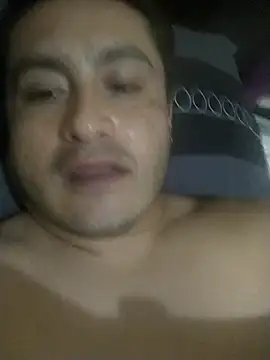 Snapshot of checheludo23 chatting on October 21, 1:20 am checheludo23 online show from October 21, 1:20 am