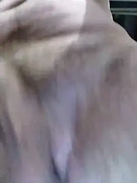 nicolaspgarnier online show from April 24, 7:49 pm