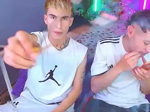 Latin boysxxxx online show from December 4, 7:32 pm