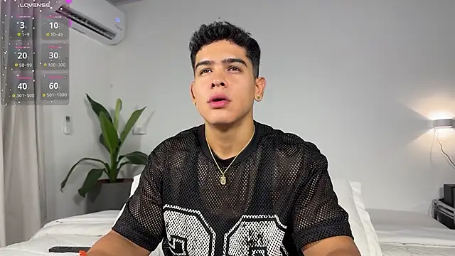 Scott flintt online show from November 15, 5:59 pm