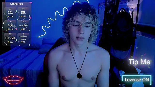 Lyric Mirage online show from February 19, 4:31 am