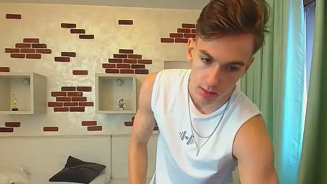 BradyFlint online show from October 27, 12:07 pm