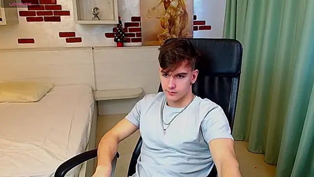 BradyFlint online show from February 3, 6:40 am