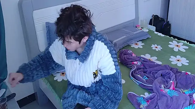 Stuffy-111 online show from October 24, 4:25 am