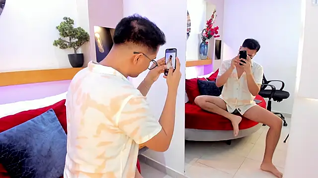 JohnBelRose online show from November 10, 7:52 pm