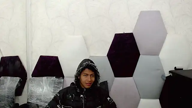 DaveHottx online show from November 15, 1:40 am