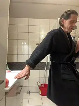 kon77777 online show from November 22, 4:56 am