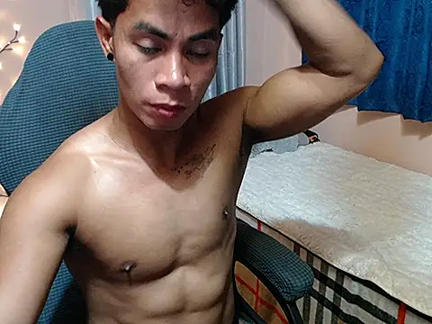 Snapshot of MorenoJake chatting on October 18, 12:21 pm MorenoJake online show from October 18, 12:21 pm