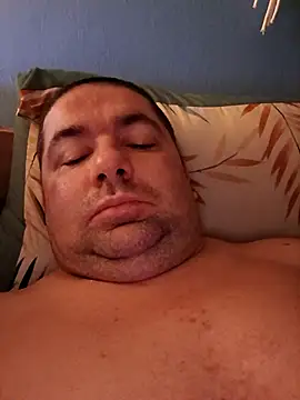Snapshot of marek2355 chatting on October 20, 7:18 pm marek2355 online show from October 20, 7:18 pm
