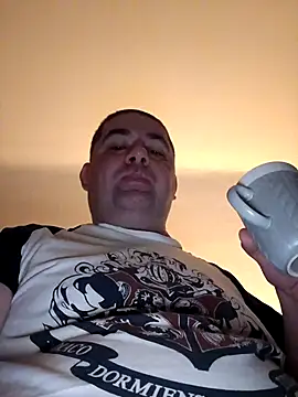 Snapshot of marek2355 chatting on October 18, 5:29 pm marek2355 online show from October 18, 5:29 pm