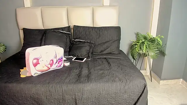 ArohomLester online show from February 14, 11:16 am