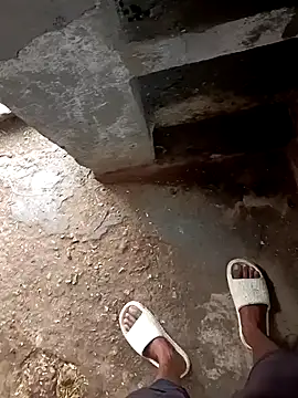 Saddam2332 online show from October 31, 3:30 am