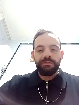 lazzzz09 online show from October 26, 10:01 pm