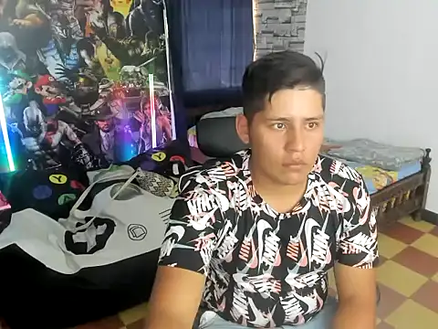 maiker lozano  online show from October 21, 6:55 pm