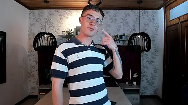 Lil James online show from April 6, 8:09 pm