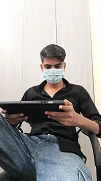 adi8210 online show from December 3, 7:03 am