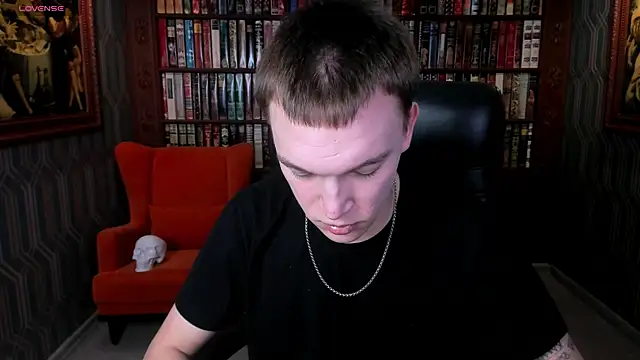 Derek Banville online show from December 3, 7:42 pm