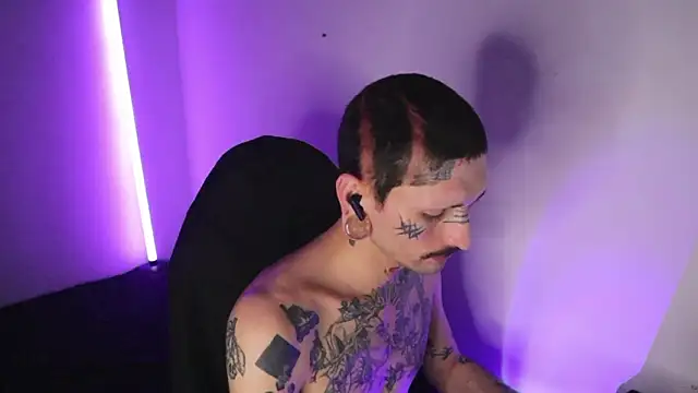 TokyoHatsumoto online show from March 8, 1:14 am