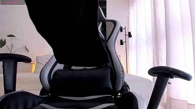 IamKael  online show from January 17, 5:49 pm