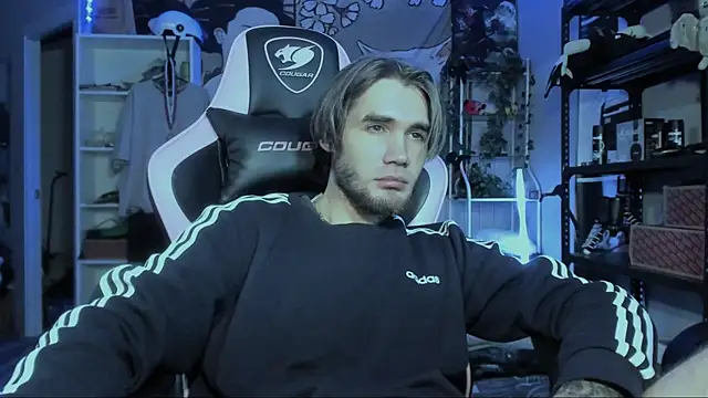 Go V Cs online show from November 9, 2:48 am