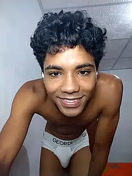 Alex Sweeting online show from February 19, 4:58 pm