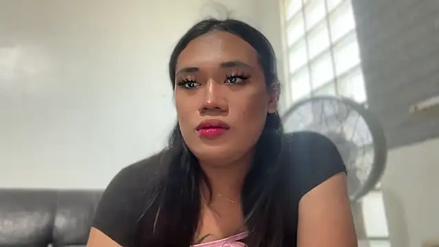 untouchable mia online show from November 1, 4:27 am