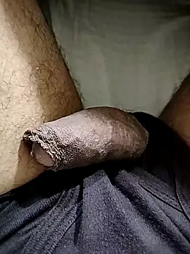 female hunterr online show from November 14, 6:20 pm