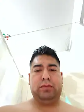 reymago9812 online show from January 10, 7:23 am