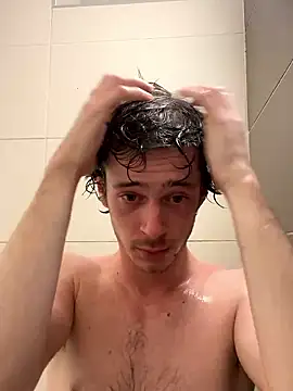 mascboyyy online show from January 18, 11:51 pm