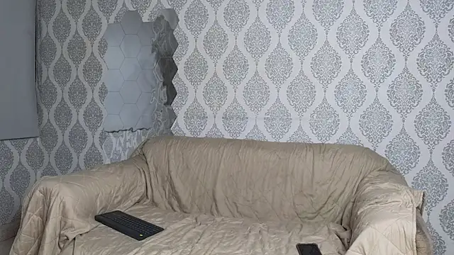 Boy savoy online show from December 4, 7:26 am