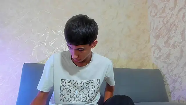 lucian davii online show from November 19, 12:38 pm