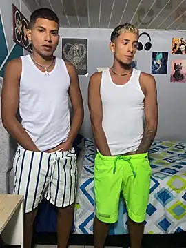 Mike and Rayan online show from March 21, 4:16 am