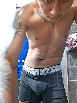 Danielmurll online show from November 6, 2:47 am