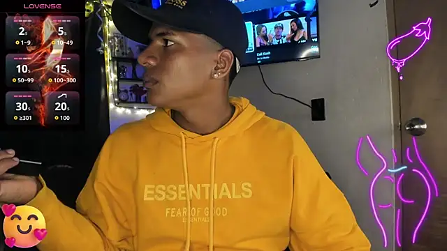 JUANBIGCOCK21CM online show from February 24, 1:07 am