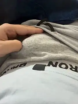 Alsa7erA online show from November 10, 1:27 pm