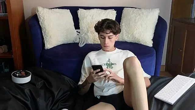 Derekswan online show from November 15, 6:54 pm